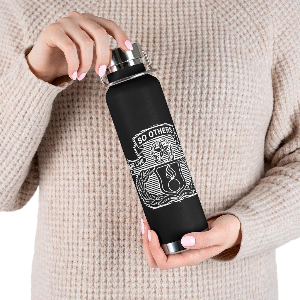 USAF AMMO New AMMO Maintenance Badge We Live So Others May Die 22oz Vacuum Insulated Dark Bottle Tumbler - AMMO Pisspot IYAAYAS Gear