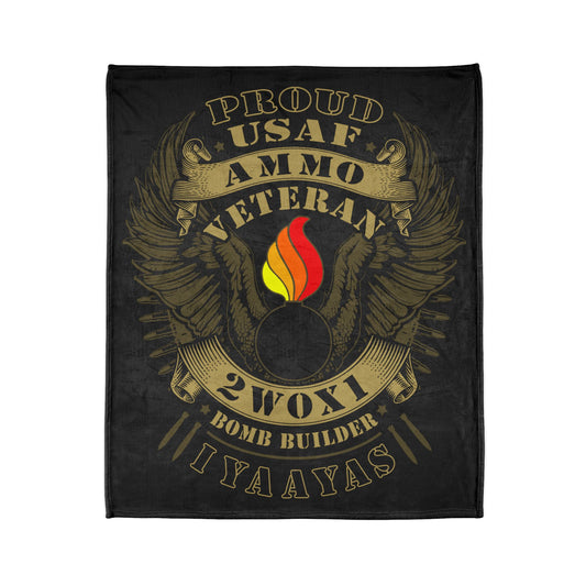 Proud USAF AMMO Veteran 2W0X1 Bomb Builder IYAAYAS Pisspot Eagle Wings Vintage Scroll Ribbons Bomb Silhouettes Soft Polyester 50" x 60" Blanket
